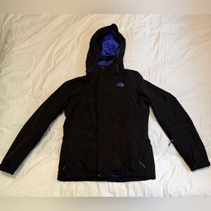 The North Face Hyvent Coat. Blue/black. Medium. Waterproof shell, good condition